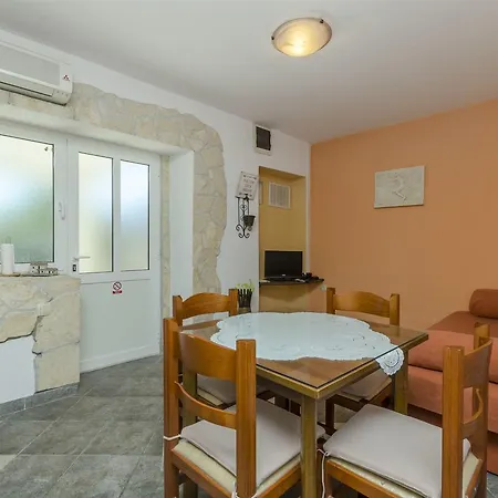 Anita Apartament *