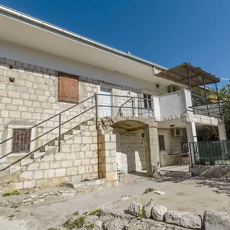 Apartament Anita *